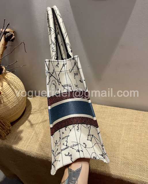 M1287 36 Embroidery M1287 36 Embroidery