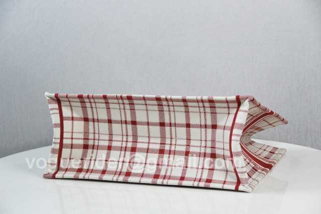 M1286 41 In Lights M1286 41 In Lights