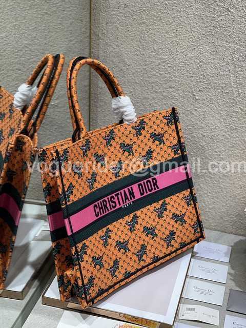 M1286 41 In Lights M1286 41 In Lights