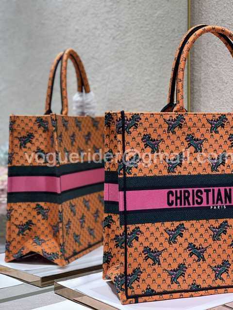 M1286 41 In Lights M1286 41 In Lights