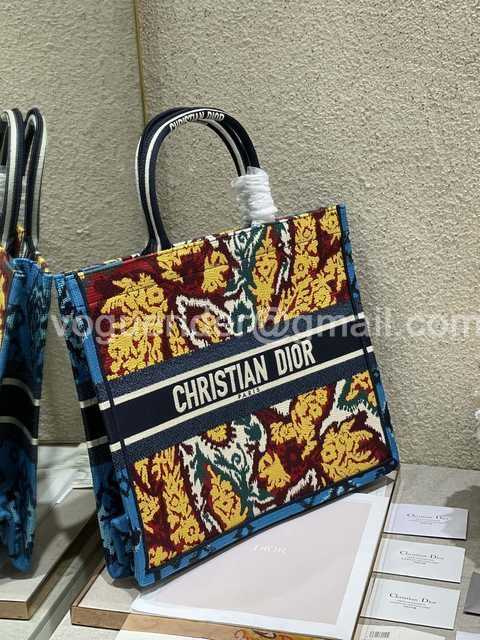 M1286 41 In Lights M1286 41 In Lights