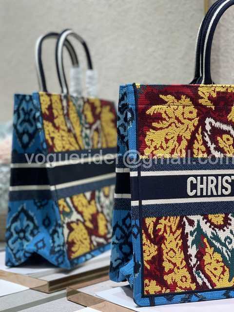 M1286 41 In Lights M1286 41 In Lights