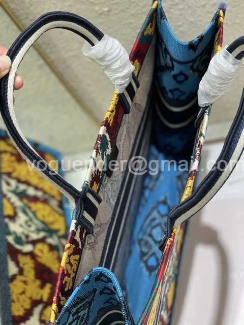 M1286 41 In Lights M1286 41 In Lights