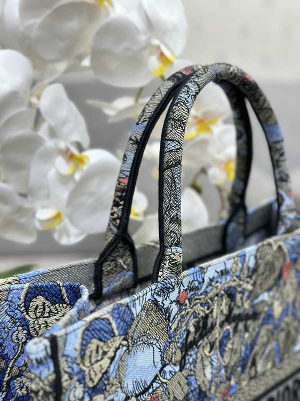 M1286 2023 42 M1286 2023 42