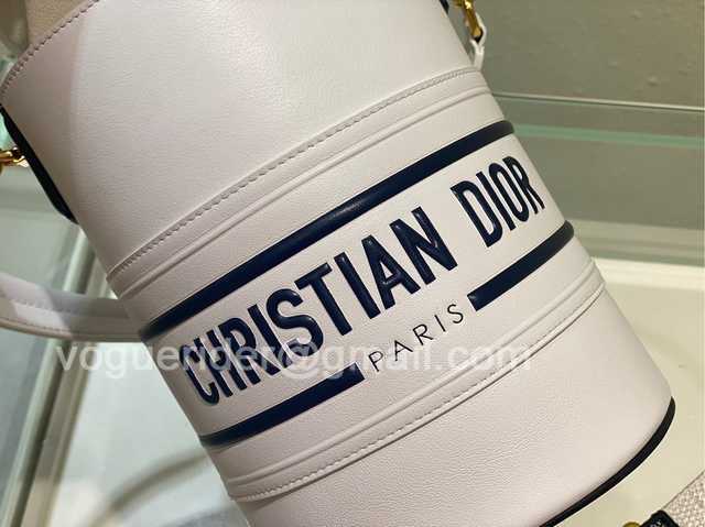 Vibe Bucket Leather 22