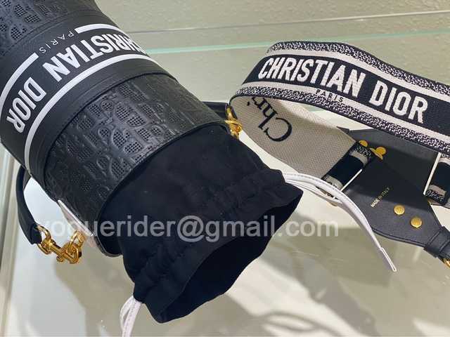 Vibe Bucket Oblique 22