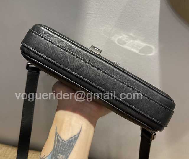 214 Clutch 19 214 Clutch 19