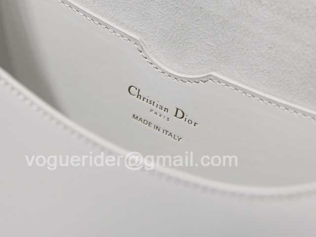 Bobby M9320 27 Bobby M9320 27