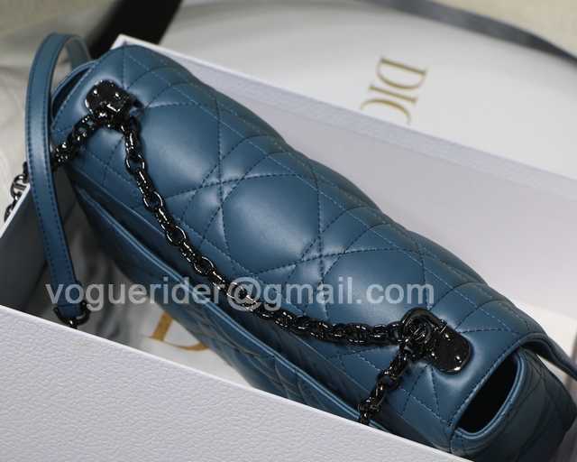 M8016 Caro 28 M8016 Caro 28