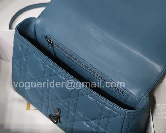 M8016 Caro 28 M8016 Caro 28