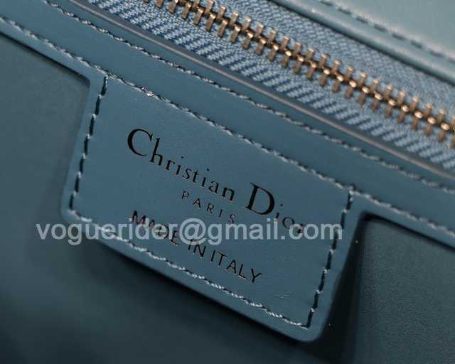 M8016 Caro 28 M8016 Caro 28