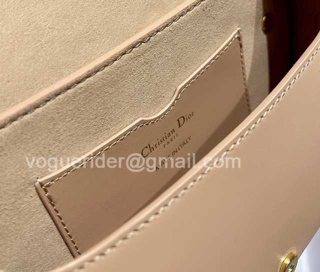 9327 Bobby Ease-West 21