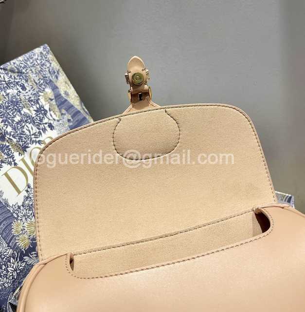 9327 Bobby Ease-West 21