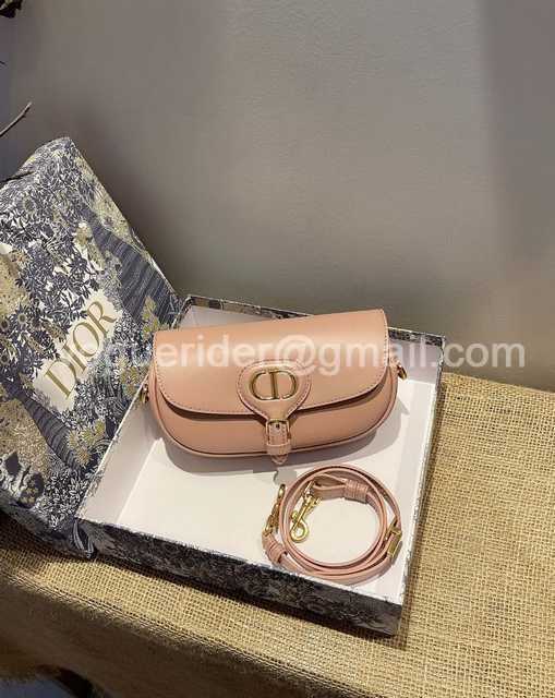 9327 Bobby Ease-West 21