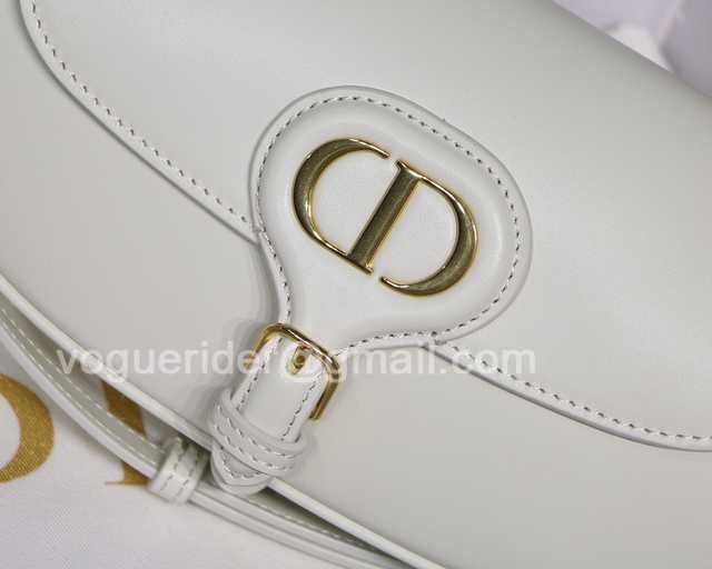 9327 Bobby Ease-West 21