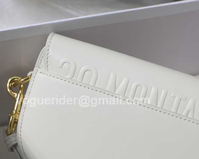 9327 Bobby Ease-West 21