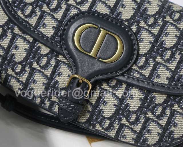 9327 Bobby Ease-West 21