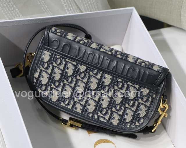 9327 Bobby Ease-West 21