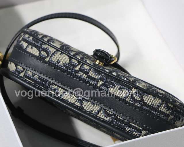 9327 Bobby Ease-West 21