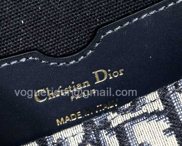 9327 Bobby Ease-West 21