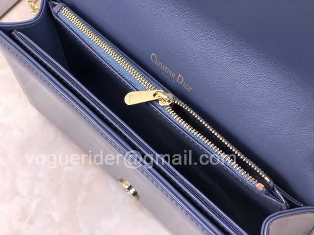 2094A 22 Patent Leather