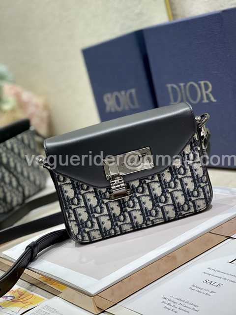 214 Mini Messenger 19