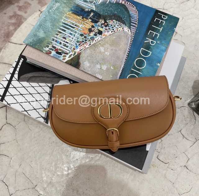 9327 Bobby Ease-West 21