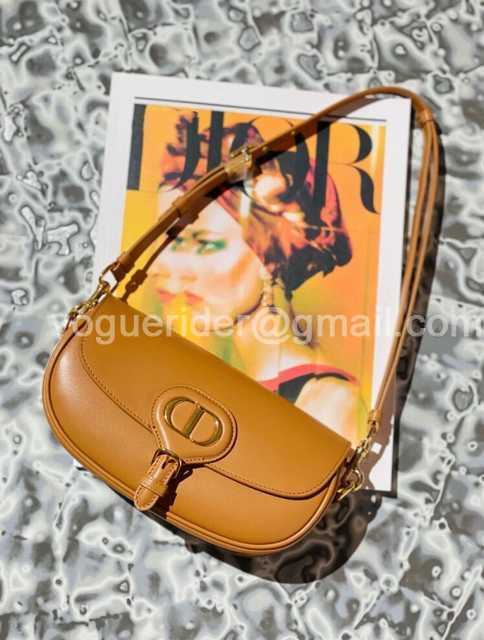 9327 Bobby Ease-West 21