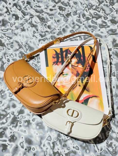 9327 Bobby Ease-West 21