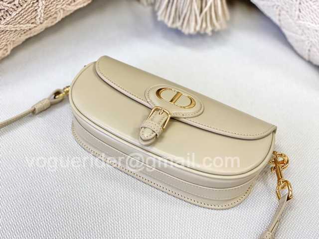 9327 Bobby Ease-West 21