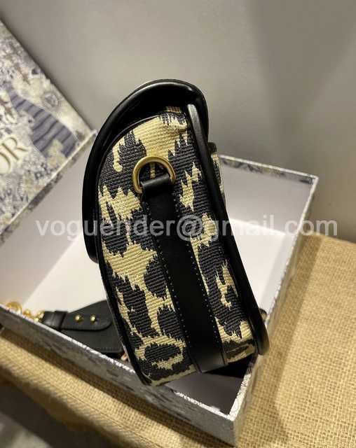 Bobby M9320 27 Bobby M9320 27