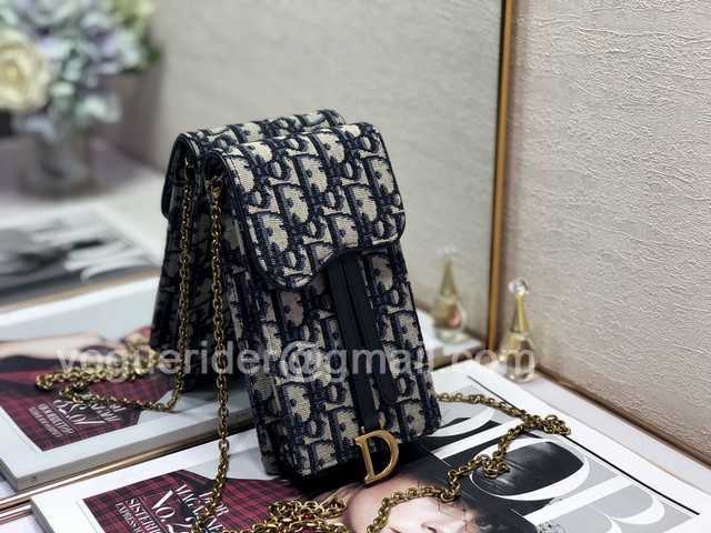 2227 Oblique Phone Bag 18 2227 Oblique Phone Bag 18