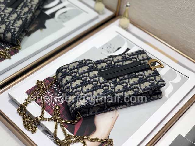 2227 Oblique Phone Bag 18 2227 Oblique Phone Bag 18