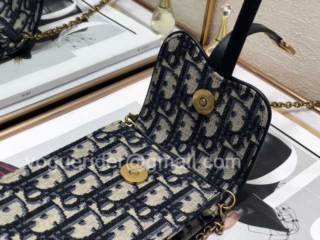 2227 Oblique Phone Bag 18 2227 Oblique Phone Bag 18