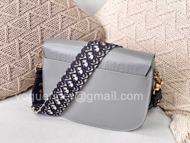 Bobby M9320 27 Bobby M9320 27