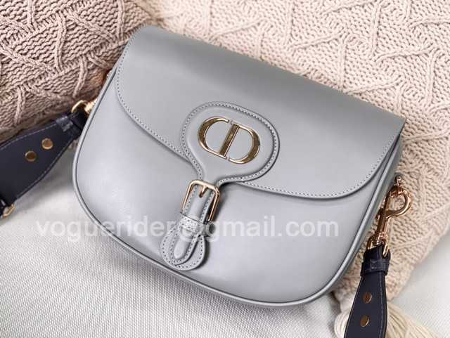 Bobby M9320 27 Bobby M9320 27