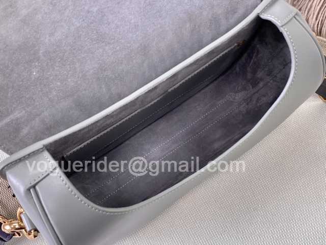 Bobby M9320 27 Bobby M9320 27