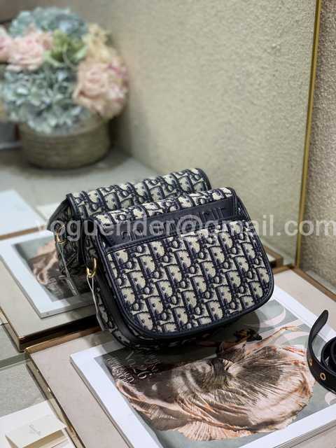 9268 Bobby Mini 19 9268 Bobby Mini 19