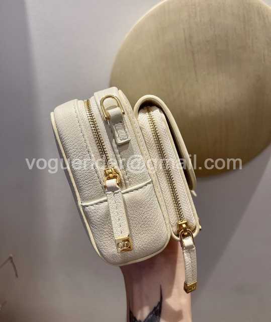 9238 Caro 19 9238 Caro 19