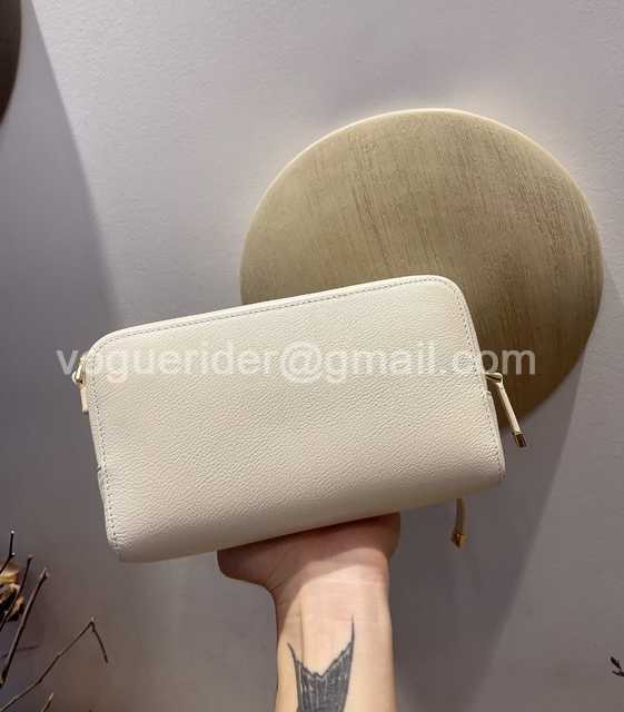 9238 Caro 19 9238 Caro 19