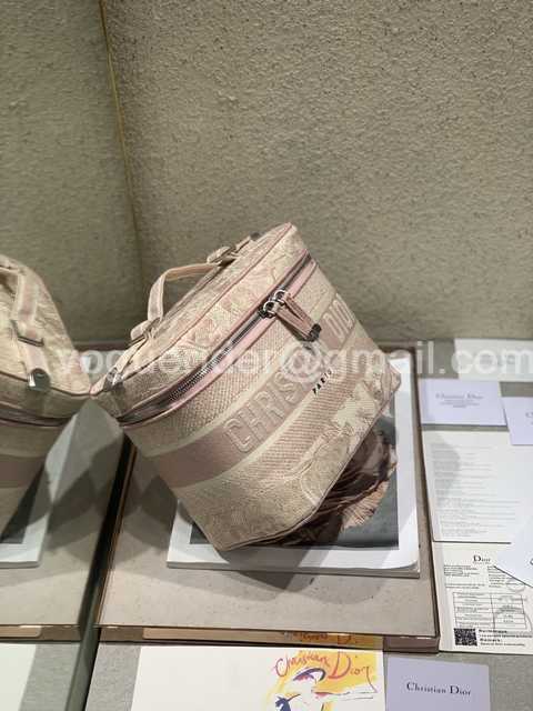 Cosmetic Bag 25 Cosmetic Bag 25