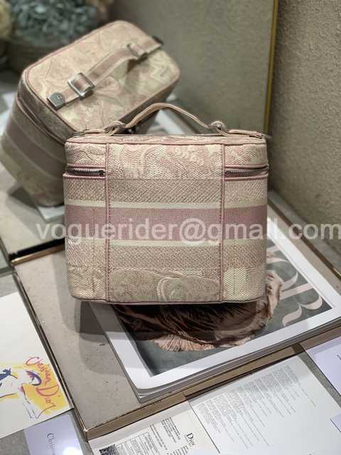 Cosmetic Bag 25 Cosmetic Bag 25