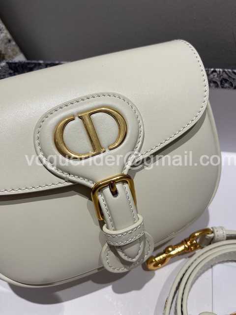 S8010 Bobby 18 S8010 Bobby 18