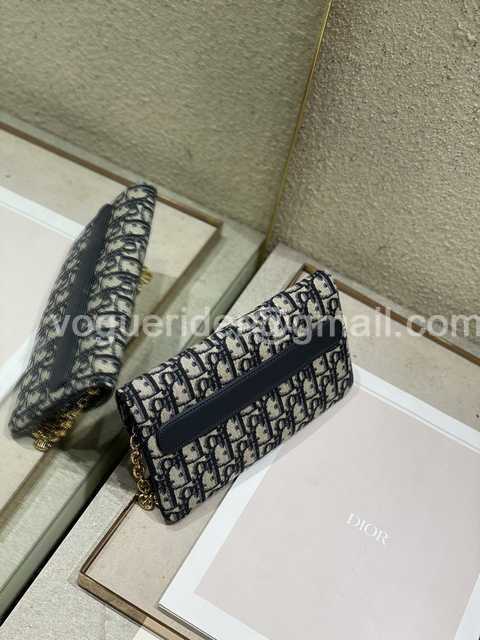 M8642 Double Oblique 22 M8642 Double Oblique 22