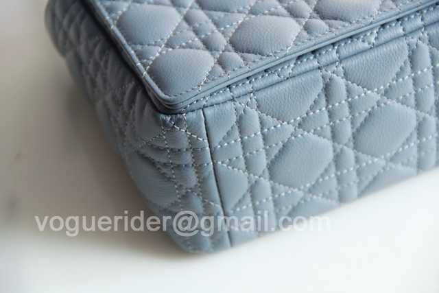 M8016 Caro 28 M8016 Caro 28