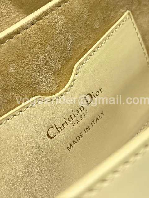 9327 Bobby Ease-West 21