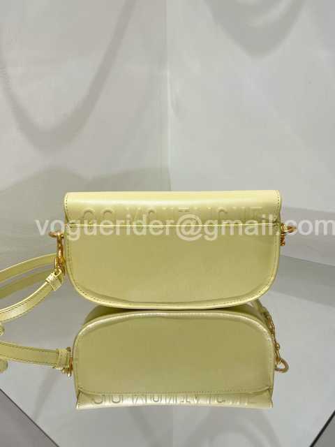 9327 Bobby Ease-West 21