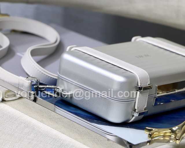 M8005 Rimowa 20 M8005 Rimowa 20