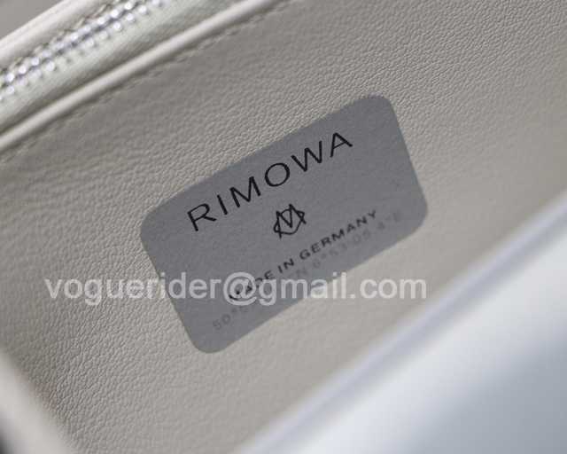 M8005 Rimowa 20 M8005 Rimowa 20