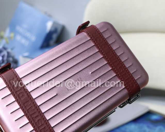 M8005 Rimowa 20 M8005 Rimowa 20